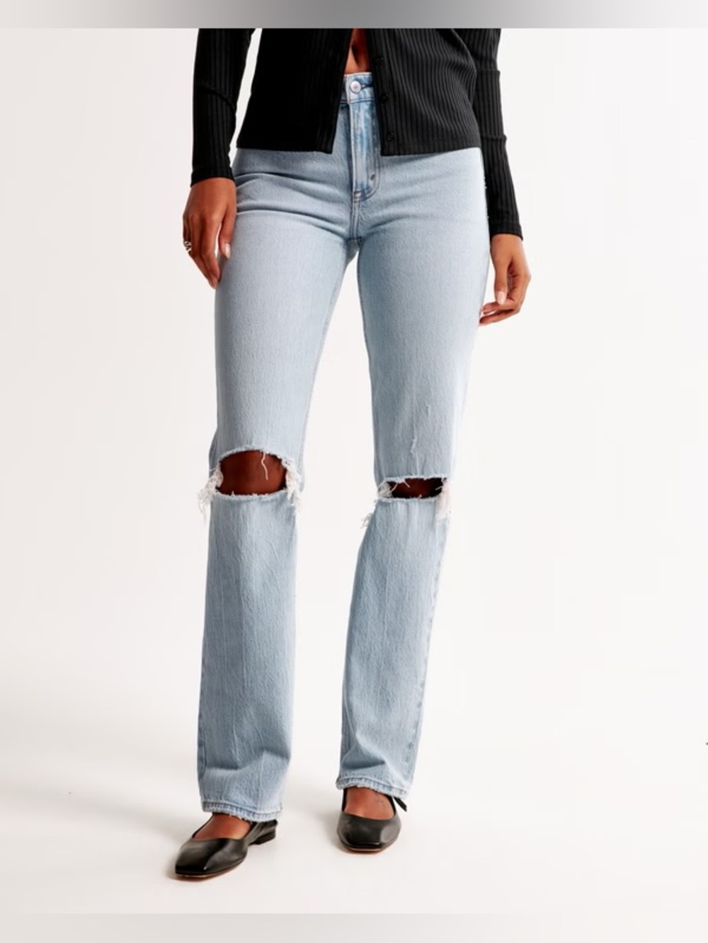 Abercrombie & Fitch
The '90s Straight Ultra High Rise Ripped Jeans 10L